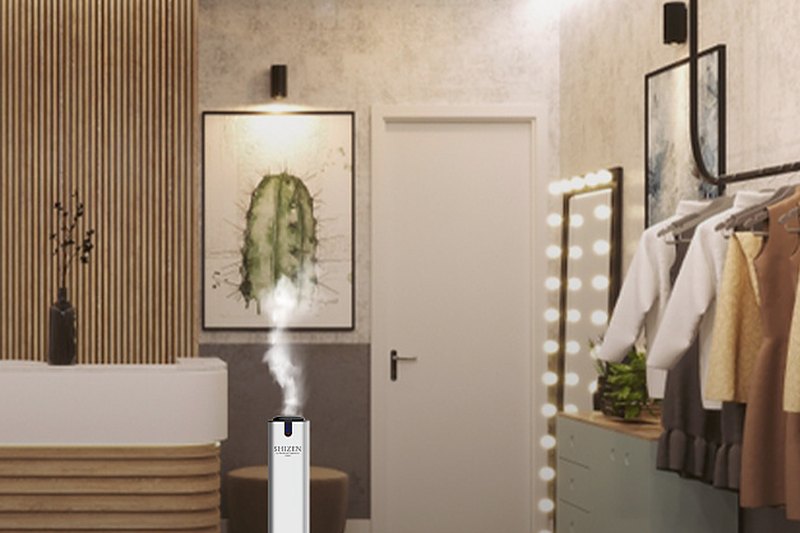 Shizen SBA2 berdiri di sebuah butik pakaian