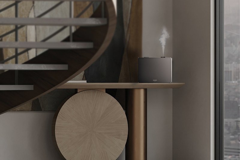 Shizen SBV1 di dekat tangga spiral